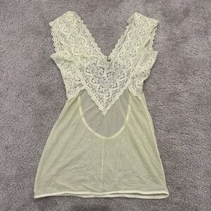 Vintage Lace V-Neck Sheer Top in Green Size Small